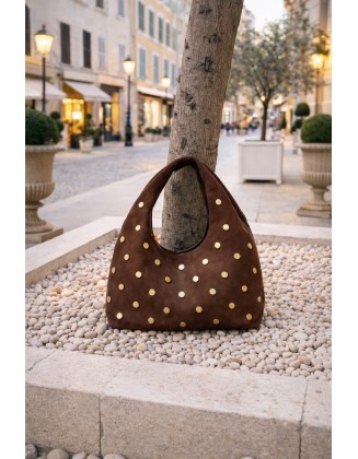 Sac hobo marron à clous dorés