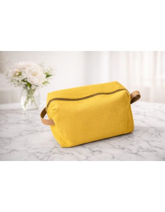 Trousse de toilette jaune...